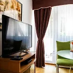 Magdalena Apartmanhaz * Keszthely