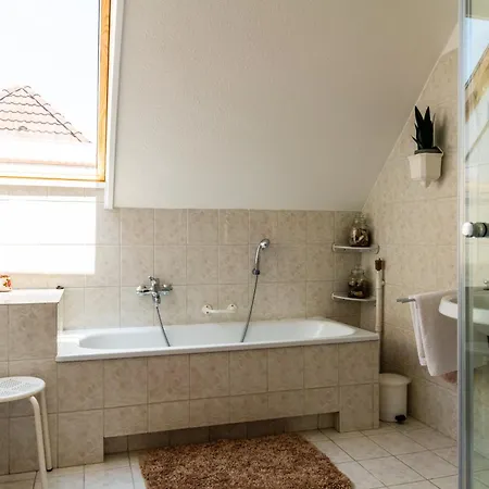 Magdalena Apartmanhaz * Kestel