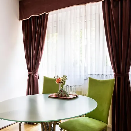 Magdalena Apartmanhaz Privatunterkunft Keszthely