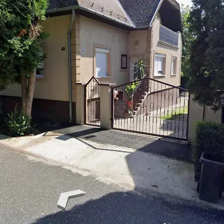 Magdalena Apartmanhaz * Keszthely