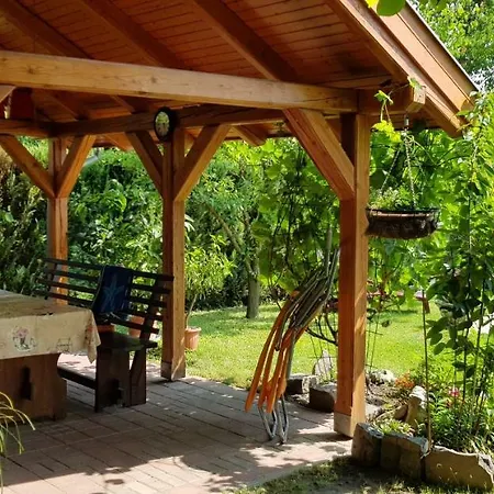 Pansiyon Magdalena Apartmanhaz Kestel